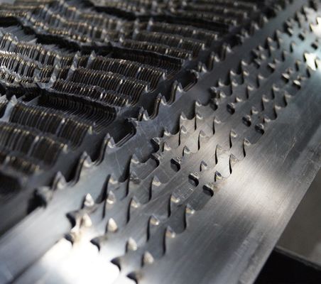 私たちのバンド ソー ブレード ロール の 刃 を 用い て 木工 に 革命 的 な 変化 を もたらす